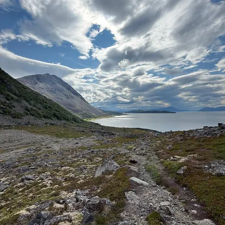 Landhuis Above The Arctic Circle